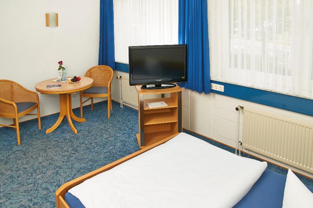 Hotel BonaMari Salzgitter-Bad Zimmer foto